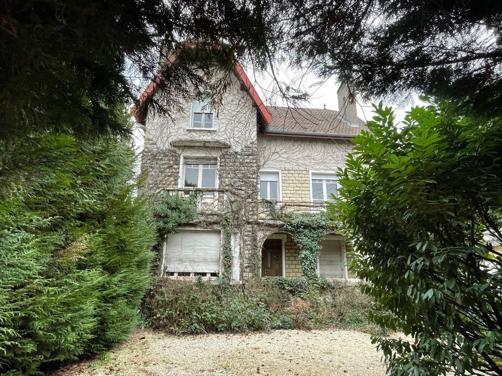 Achat maison à vendre 6 chambres 250 m² - Dijon