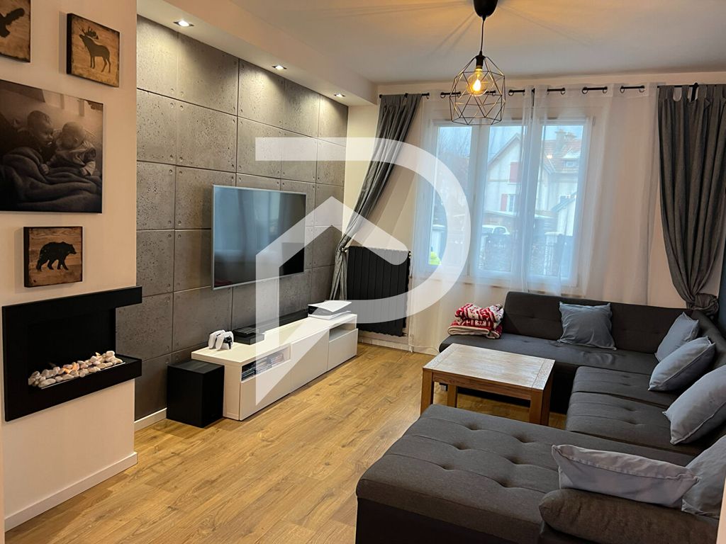 Achat maison à vendre 4 chambres 133 m² - Montbéliard