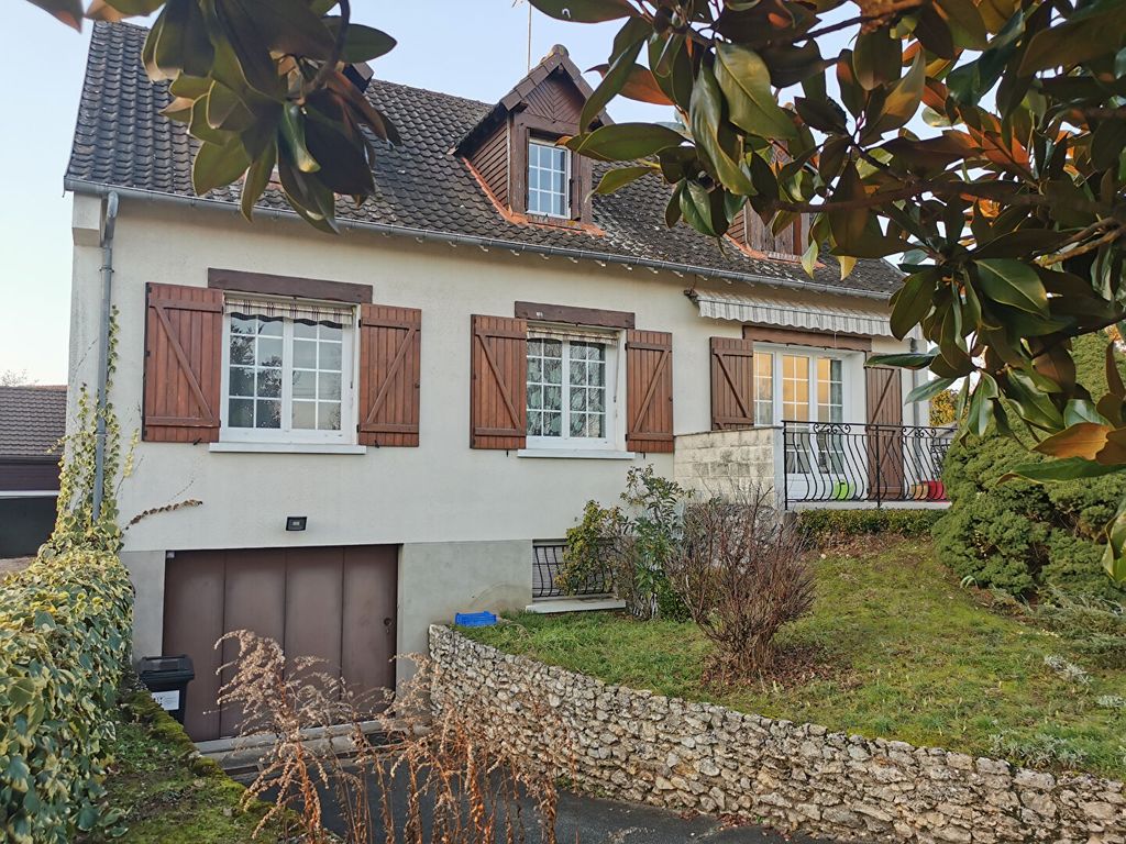 Achat maison à vendre 4 chambres 136 m² - Saint-Gervais-la-Forêt