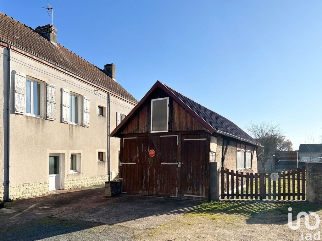 Achat maison à vendre 2 chambres 149 m² - Génelard