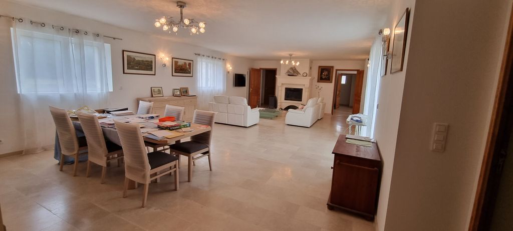 Achat maison à vendre 2 chambres 195 m² - Mesland