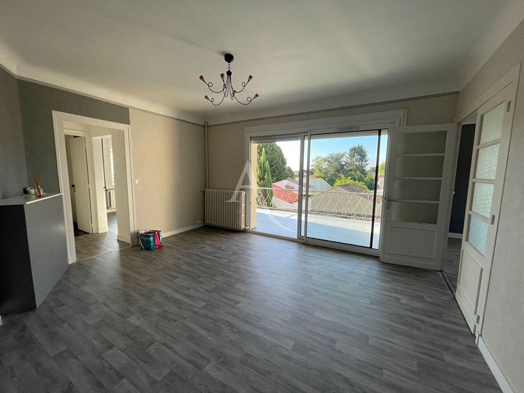 Achat appartement à vendre 5 pièces 115 m² - Saintes