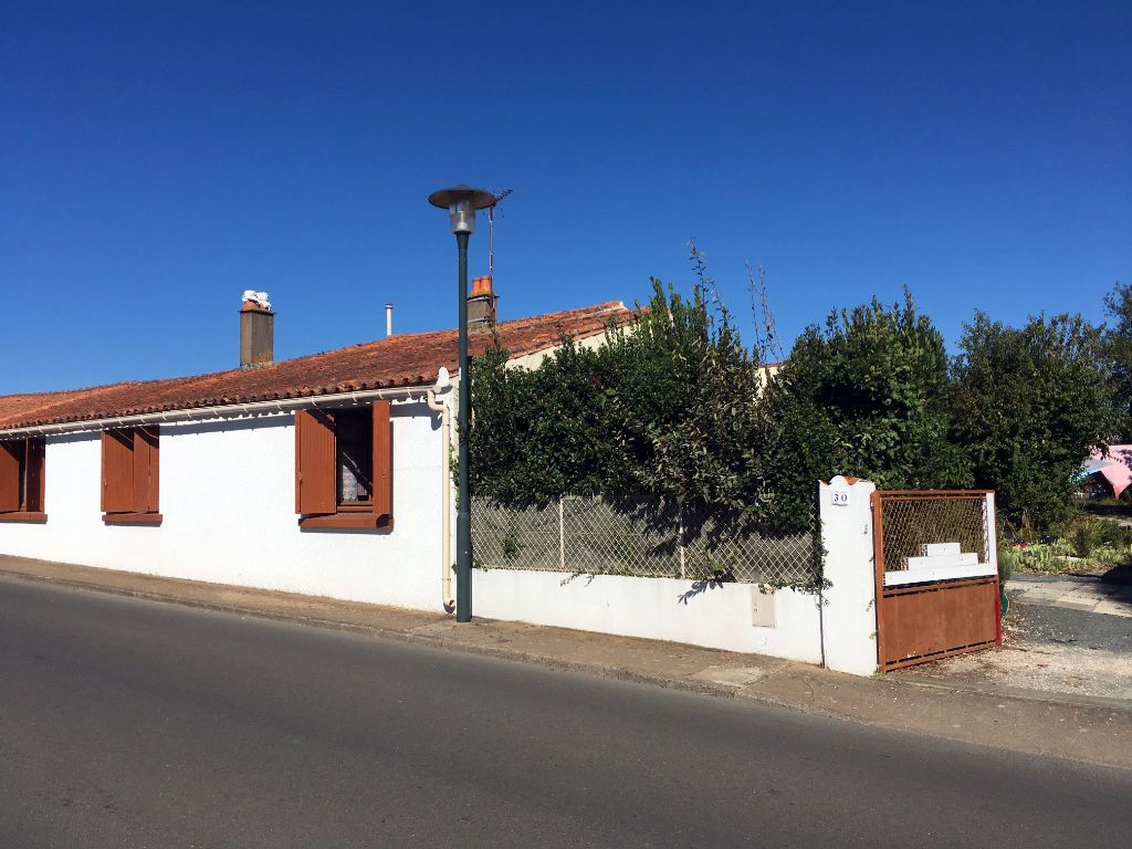 Achat maison à vendre 2 chambres 91 m² - Saint-Benoist-sur-Mer
