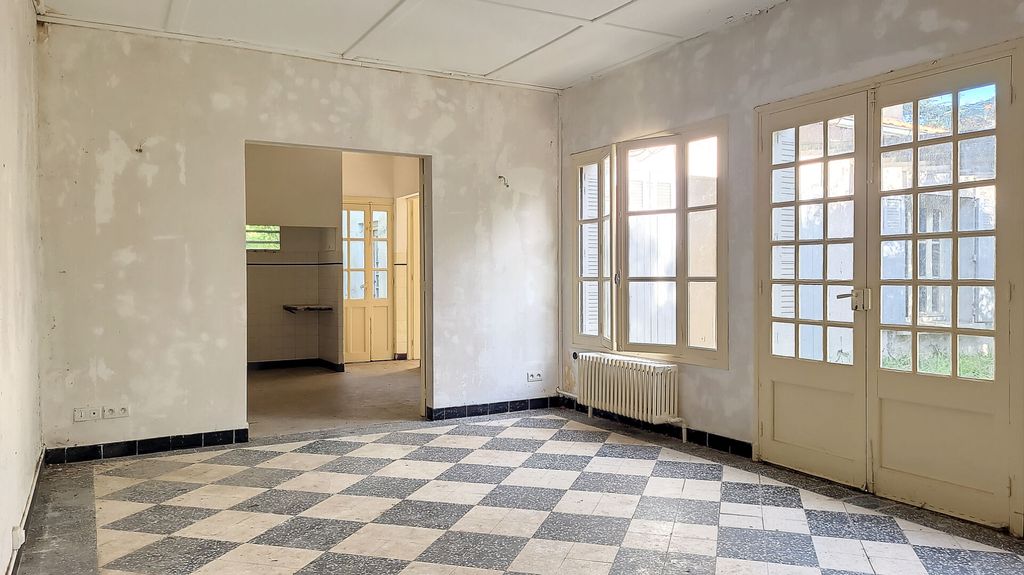 Achat maison à vendre 4 chambres 131 m² - Nîmes