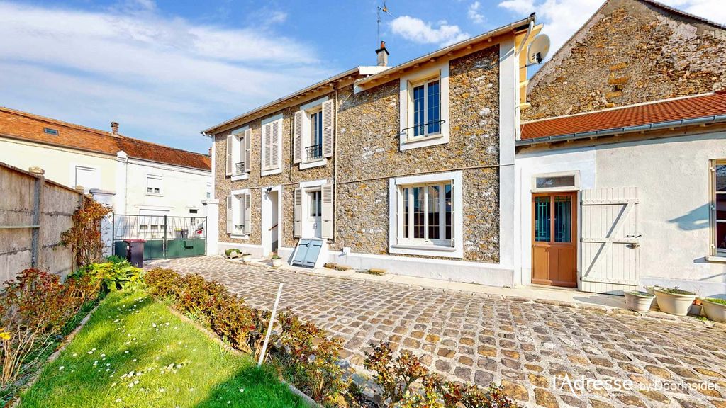 Achat maison à vendre 3 chambres 137 m² - Nangis