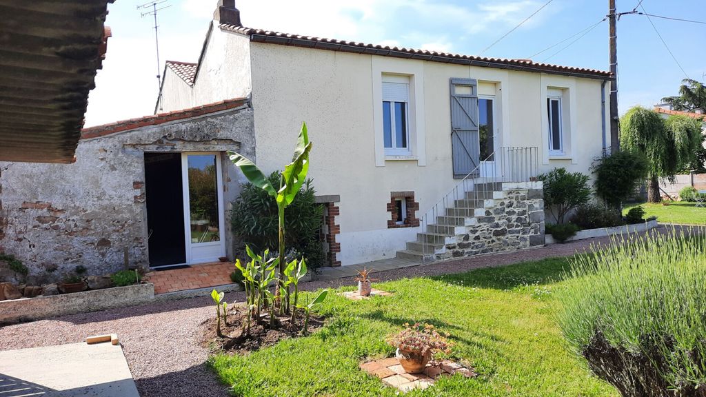 Achat maison à vendre 4 chambres 144 m² - Cholet