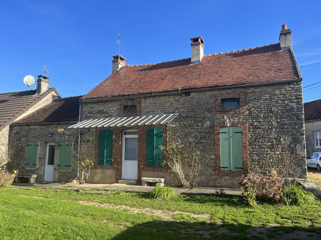 Achat maison à vendre 2 chambres 95 m² - Semur-en-Auxois