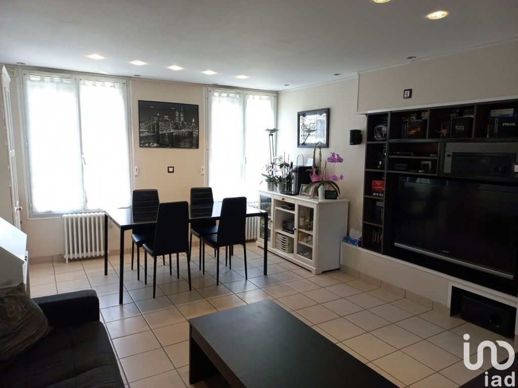 Achat maison à vendre 3 chambres 80 m² - Tournan-en-Brie