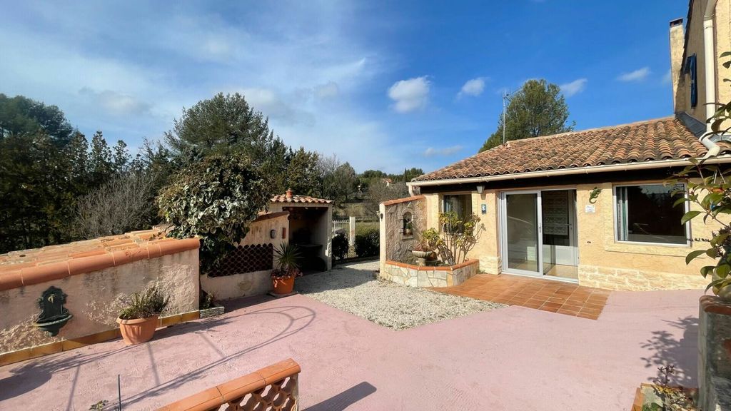 Achat maison à vendre 1 chambre 62 m² - Aubagne