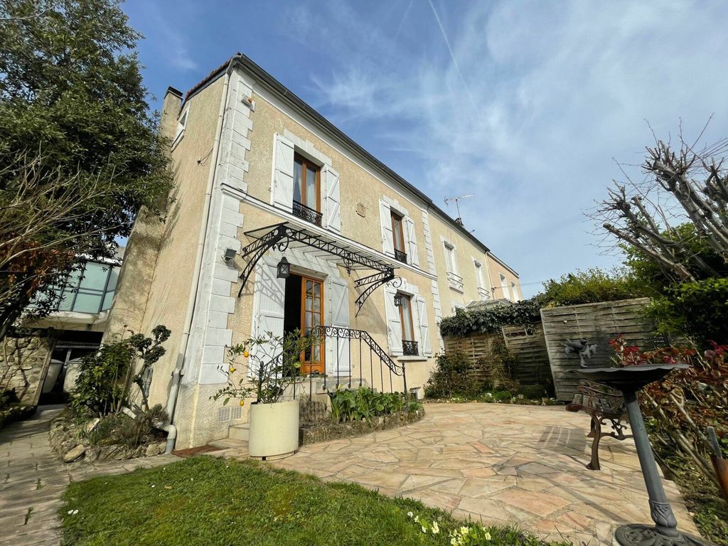 Achat maison à vendre 4 chambres 165 m² - Nogent-sur-Marne
