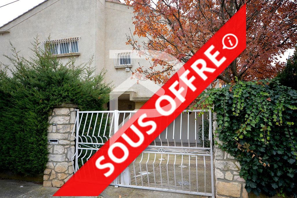 Achat maison à vendre 4 chambres 138 m² - Avignon