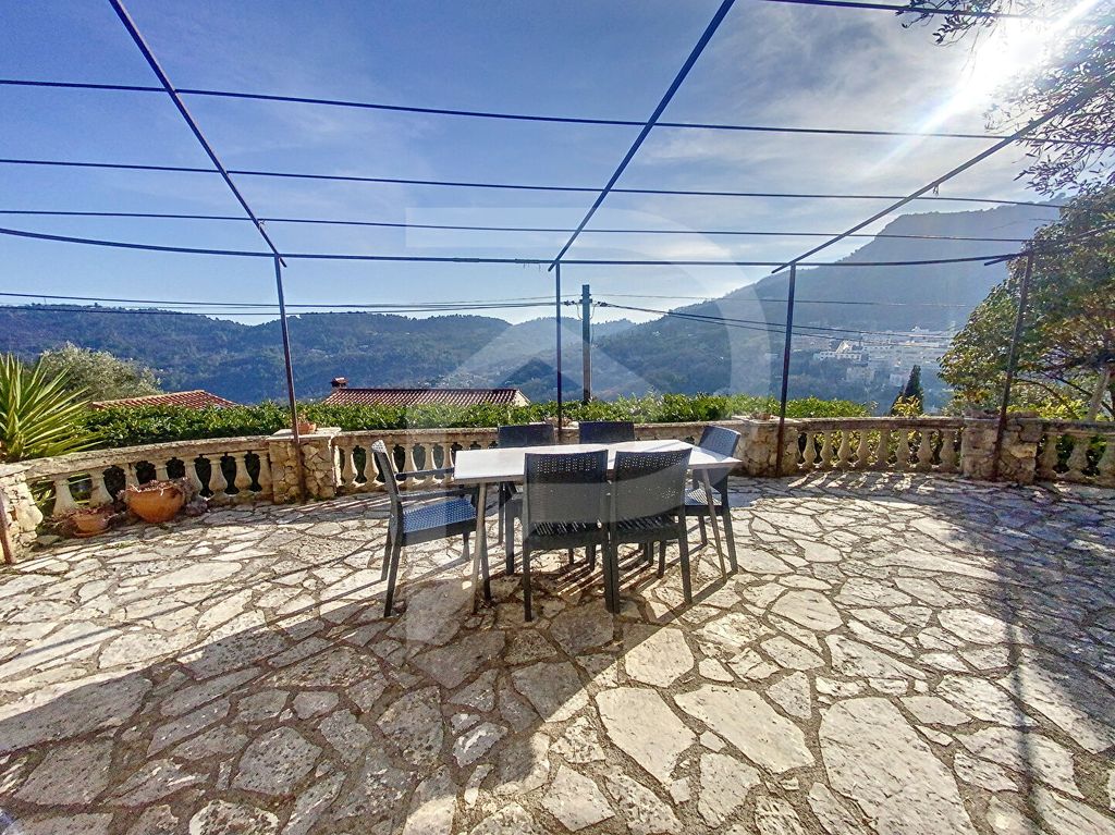 Achat maison à vendre 4 chambres 145 m² - Le Bar-sur-Loup