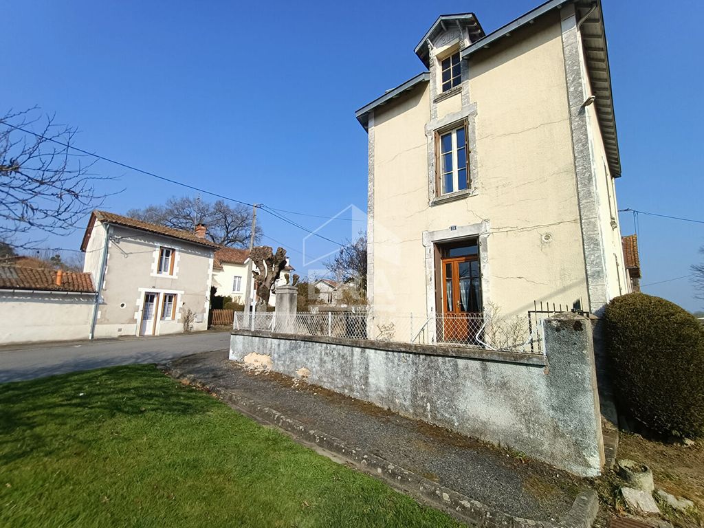 Achat maison à vendre 4 chambres 124 m² - Confolens