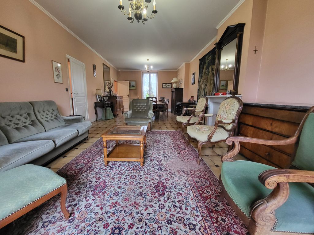 Achat maison à vendre 5 chambres 161 m² - Limoges