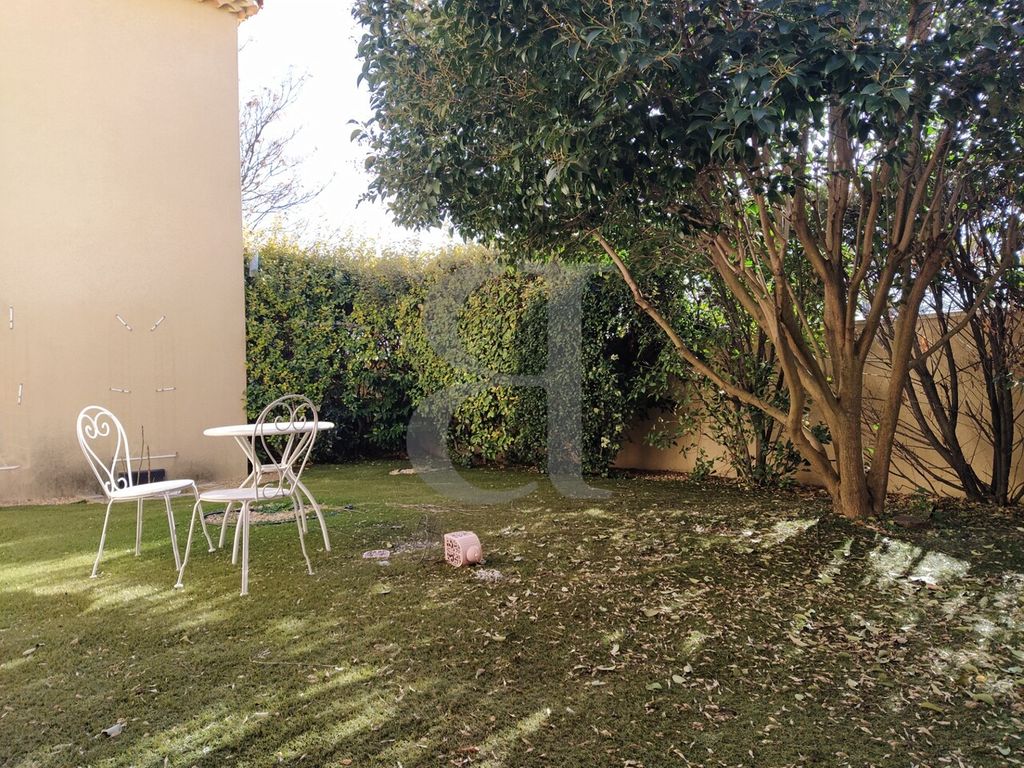 Achat appartement à vendre 2 pièces 47 m² - L'Isle-sur-la-Sorgue