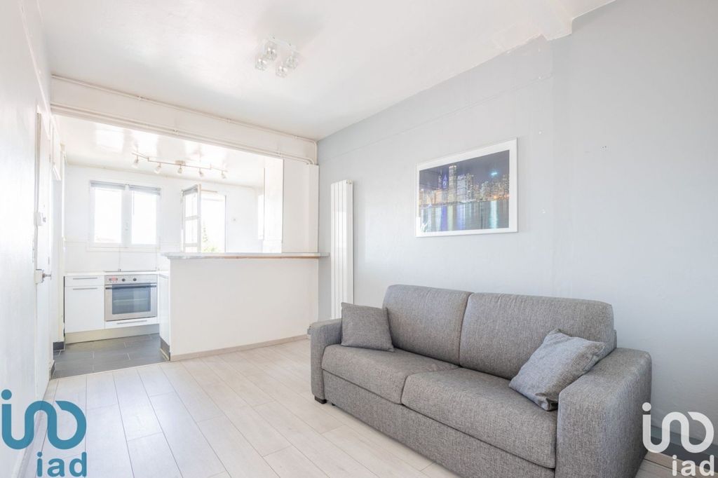 Achat appartement à vendre 2 pièces 34 m² - Sainte-Geneviève-des-Bois