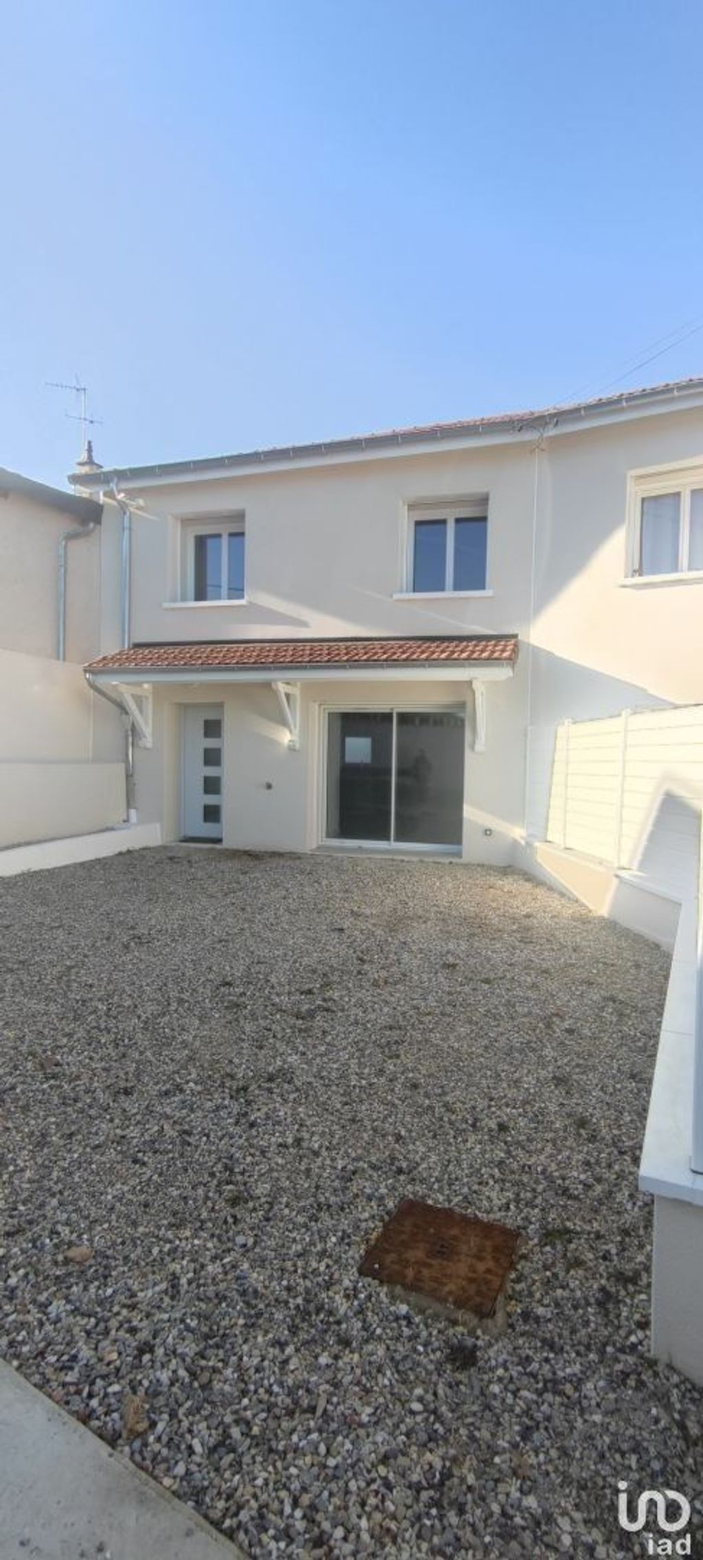 Achat maison à vendre 2 chambres 68 m² - Saint-André-de-Corcy
