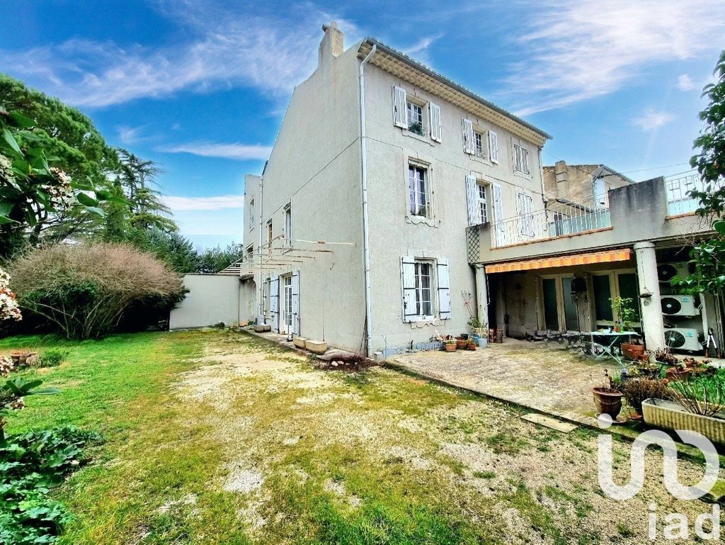 Achat maison à vendre 7 chambres 290 m² - Bollène