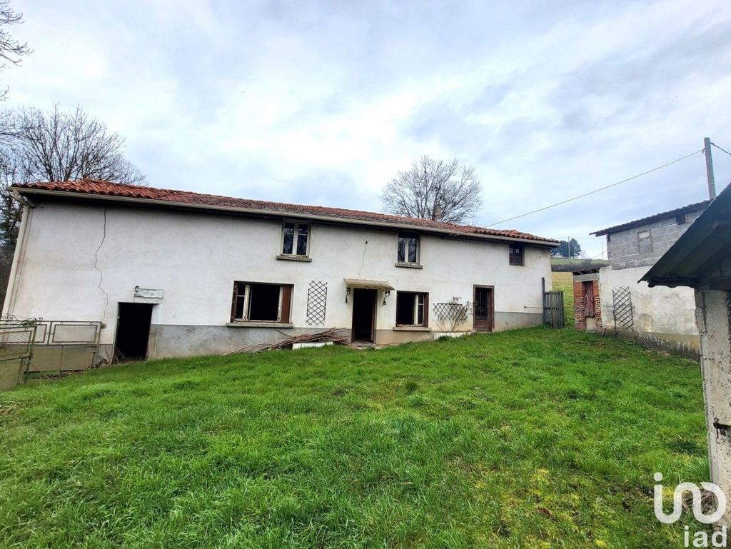 Achat maison à vendre 2 chambres 103 m² - Pouilly-lès-Feurs