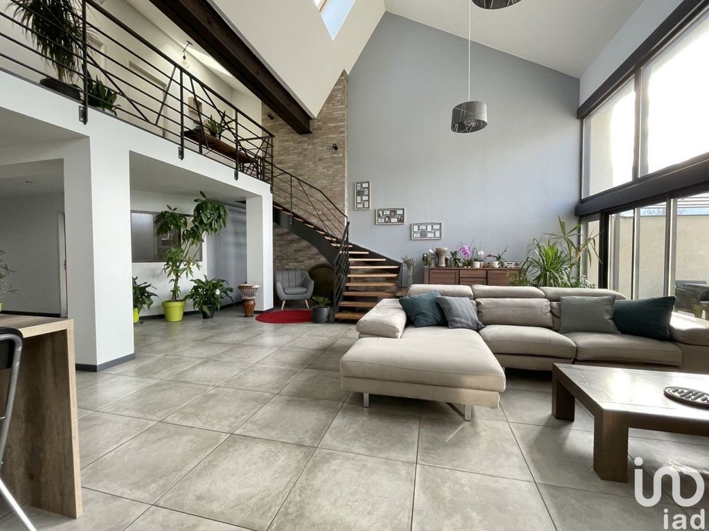 Achat maison à vendre 4 chambres 248 m² - Pontcharra
