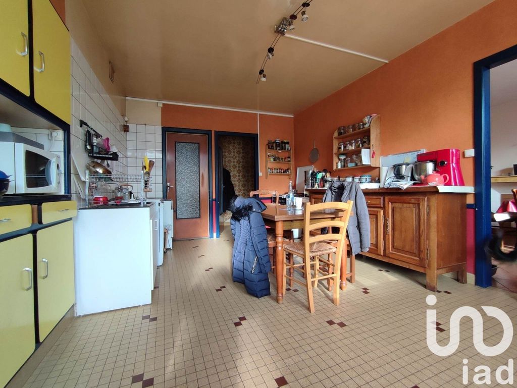 Achat maison à vendre 5 chambres 168 m² - Saint-Marcel