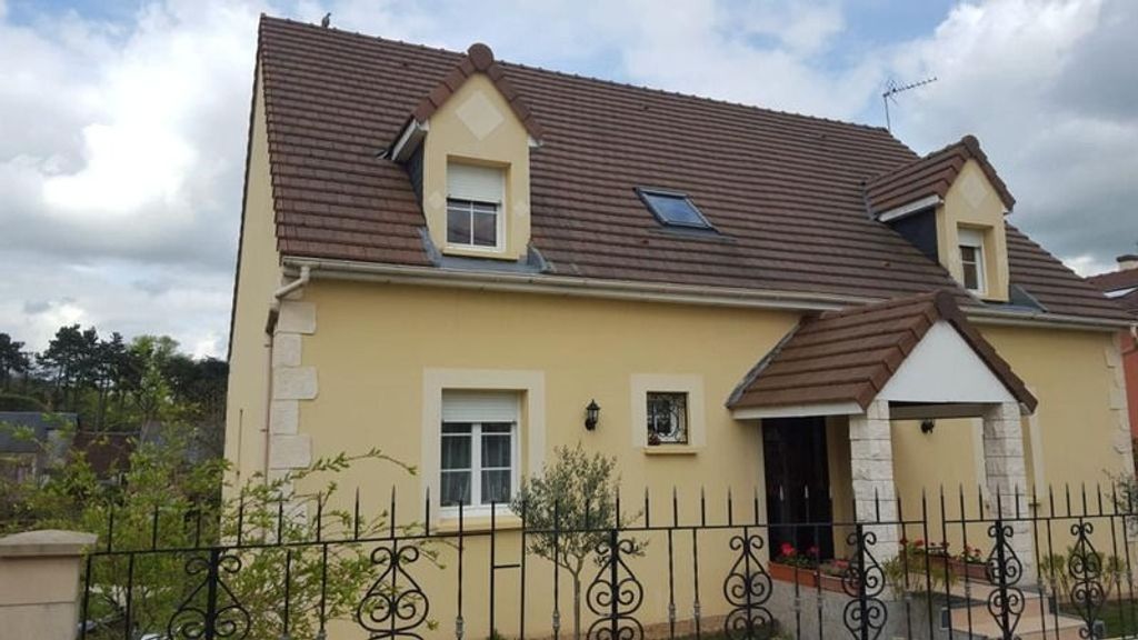 Achat maison à vendre 4 chambres 153 m² - Saint-Jean-Froidmentel