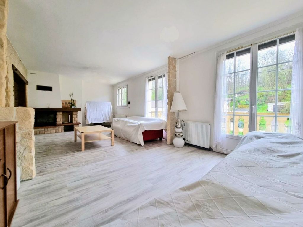 Achat maison à vendre 4 chambres 166 m² - Ferrières-en-Gâtinais