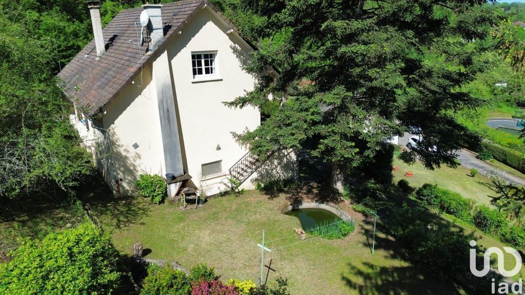 Achat maison à vendre 4 chambres 166 m² - Beaulieu-sur-Dordogne