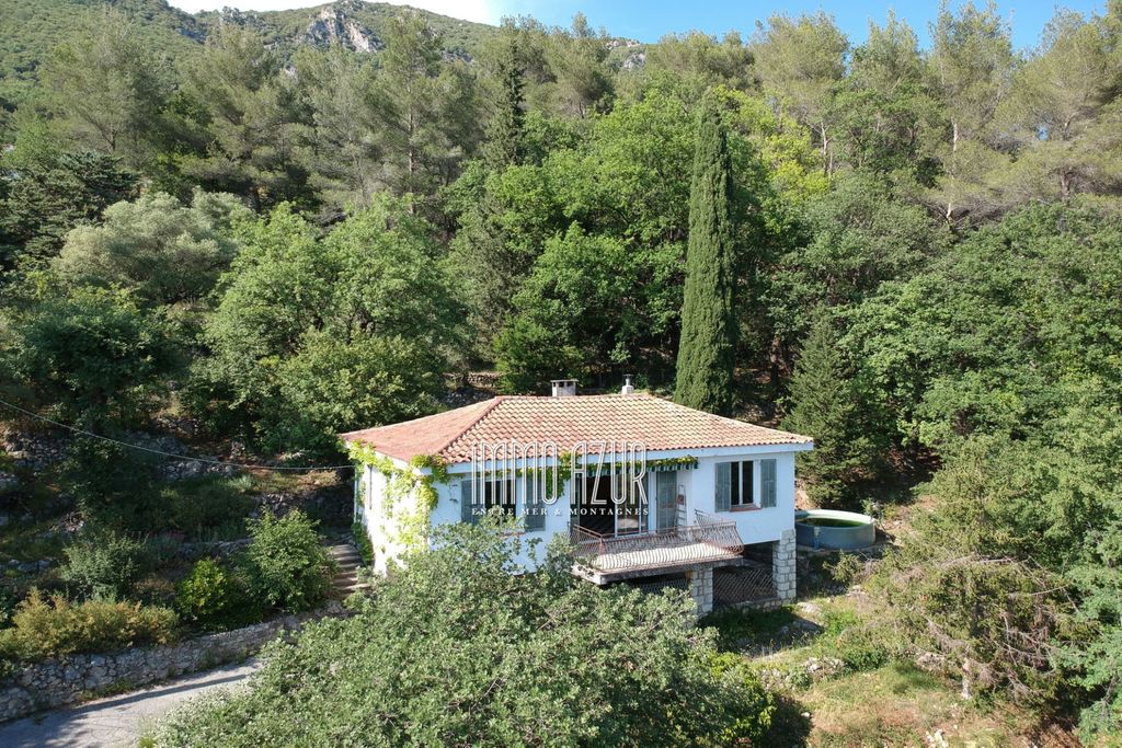 Achat maison à vendre 3 chambres 75 m² - Tourrettes-sur-Loup