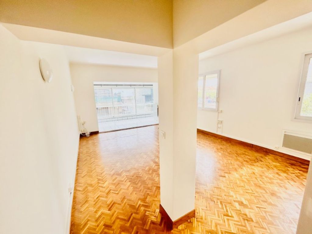 Achat appartement à vendre 3 pièces 84 m² - Valras-Plage