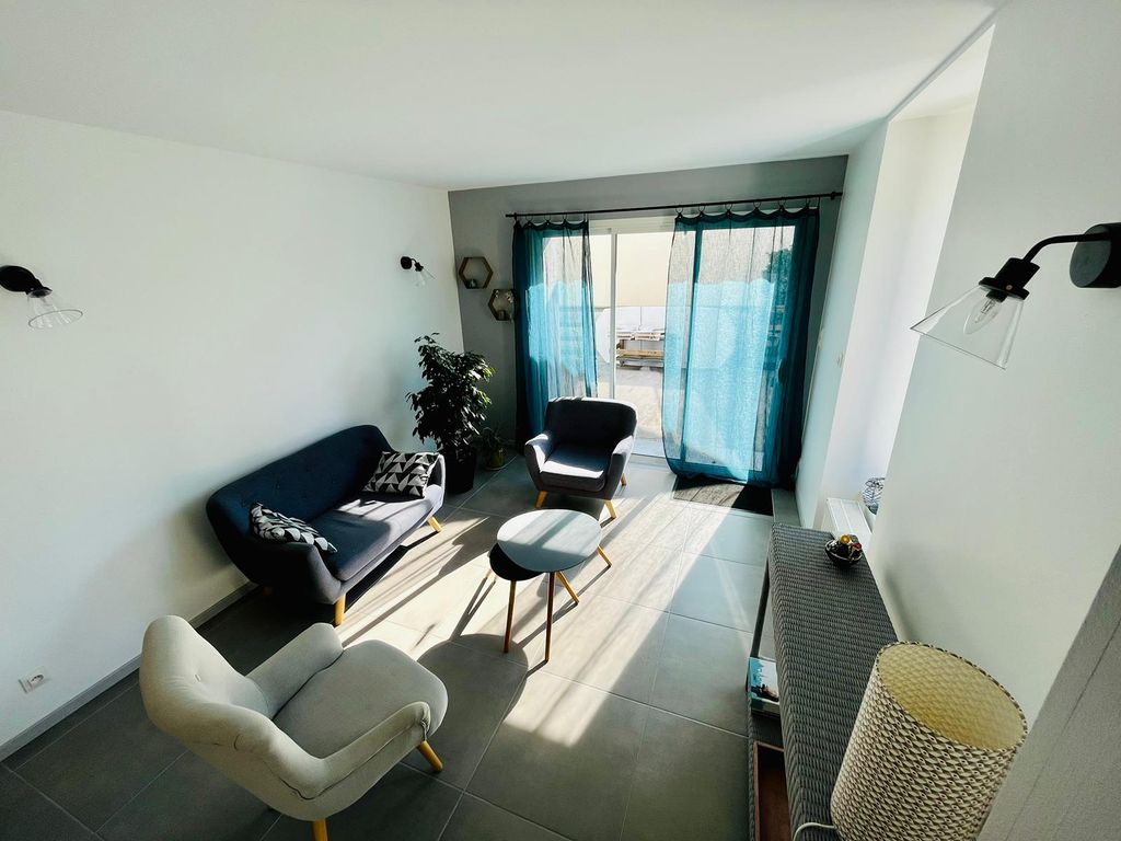 Achat maison à vendre 4 chambres 137 m² - Montaigu