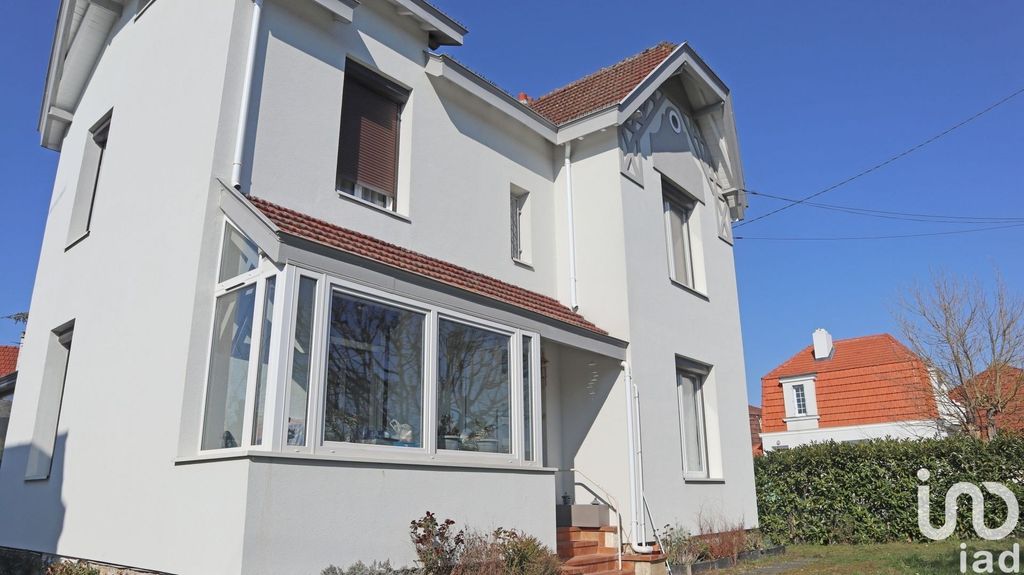 Achat maison à vendre 3 chambres 130 m² - Aubergenville