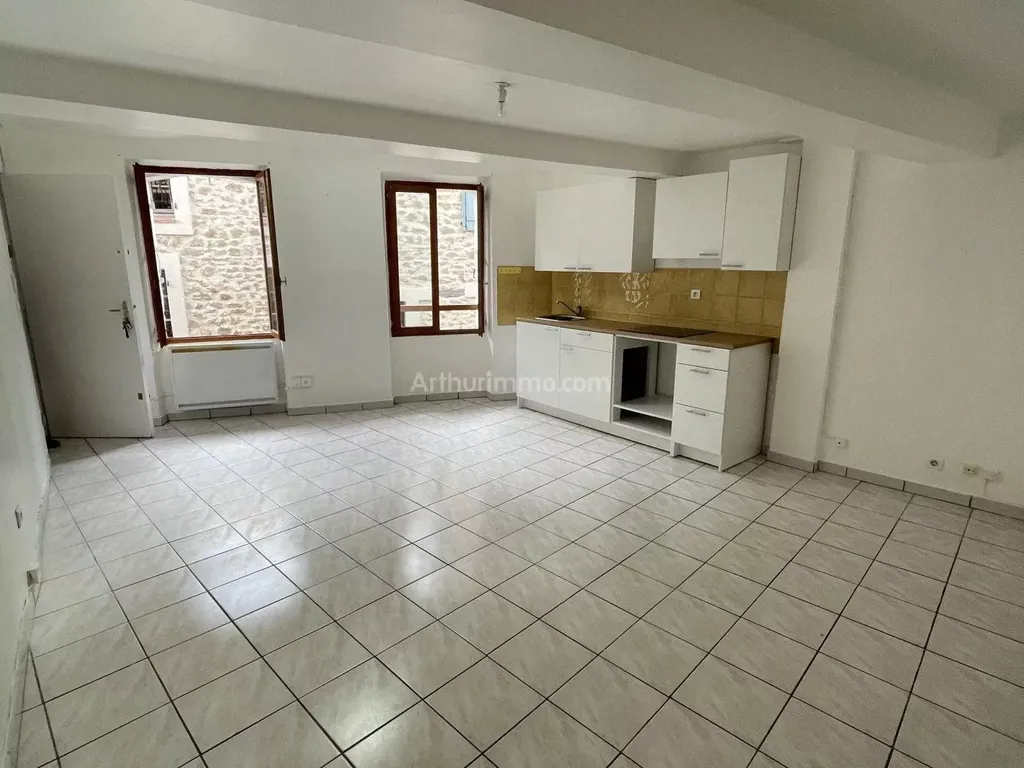 Achat appartement à vendre 6 pièces 95 m² - Pourrières