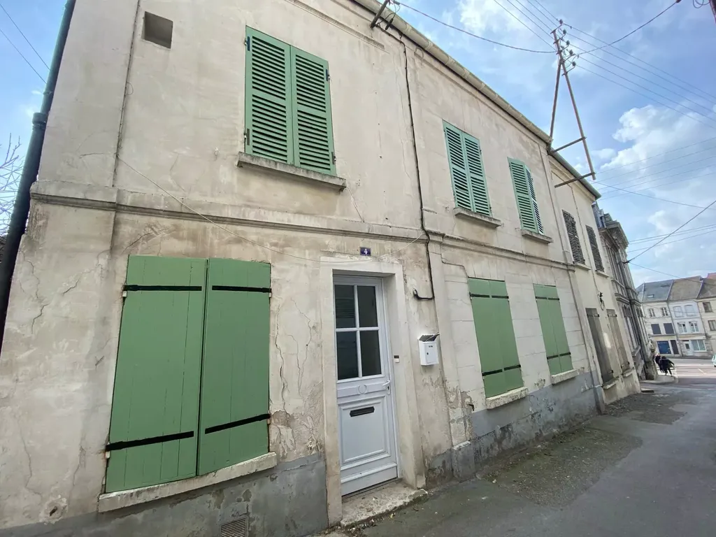 Achat maison à vendre 3 chambres 70 m² - Villers-Cotterêts