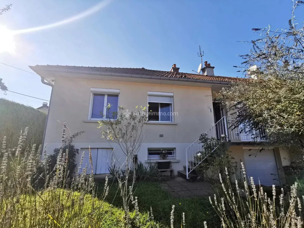 Achat maison à vendre 4 chambres 103 m² - Saint-Thiébault