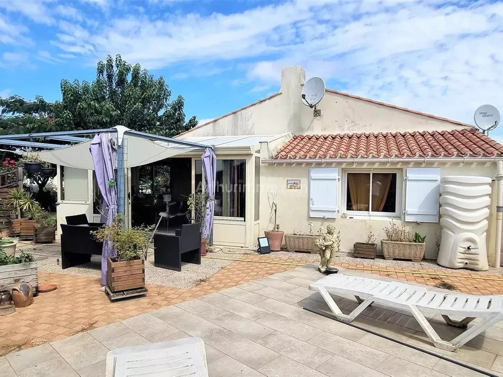 Achat maison à vendre 2 chambres 102 m² - Bretignolles-sur-Mer