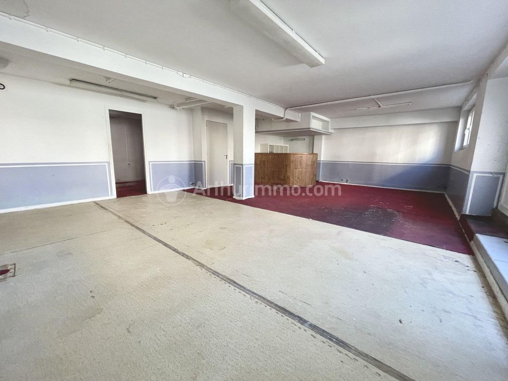 Achat appartement à vendre 2 pièces 70 m² - Clermont-Ferrand