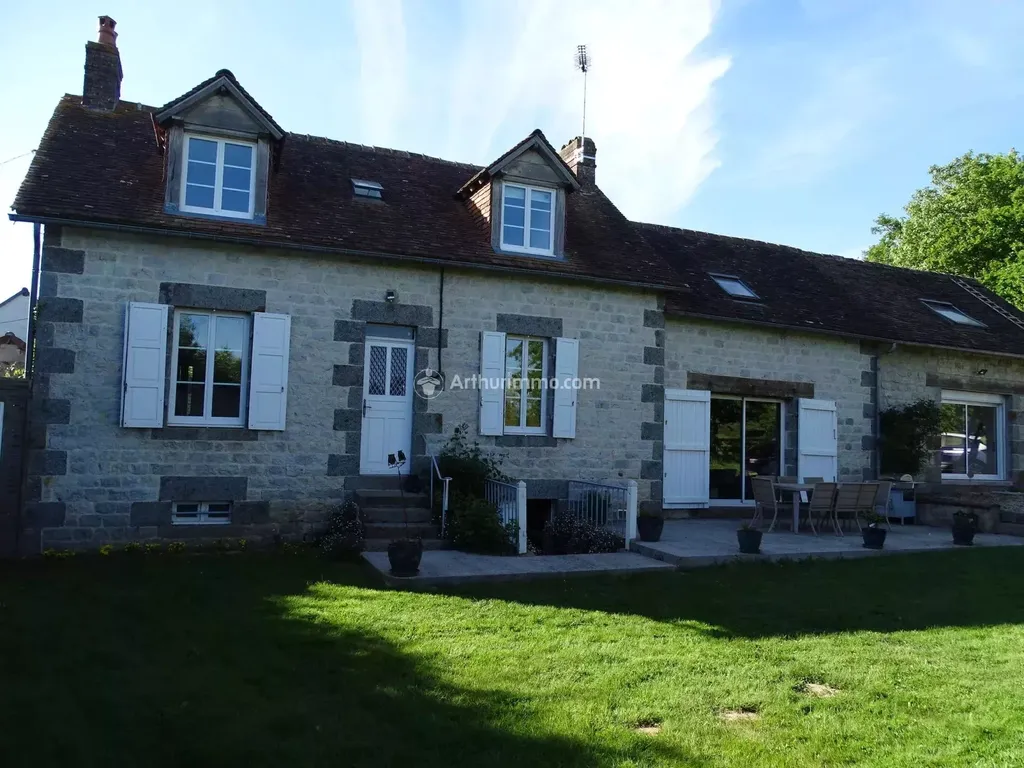 Achat maison à vendre 4 chambres 167 m² - Juvigny-Val-d'Andaine