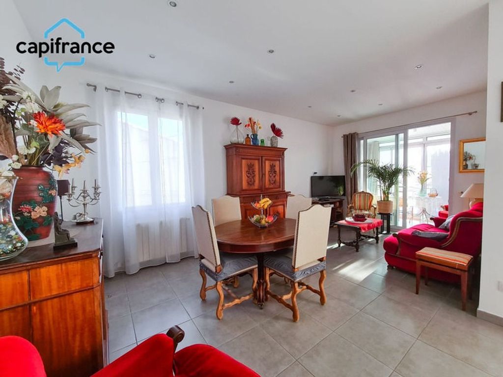 Achat maison à vendre 2 chambres 80 m² - Marseille 11ème arrondissement