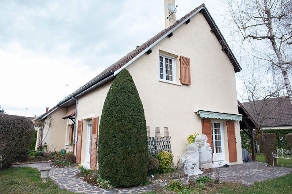 Achat maison à vendre 4 chambres 145 m² - Sens