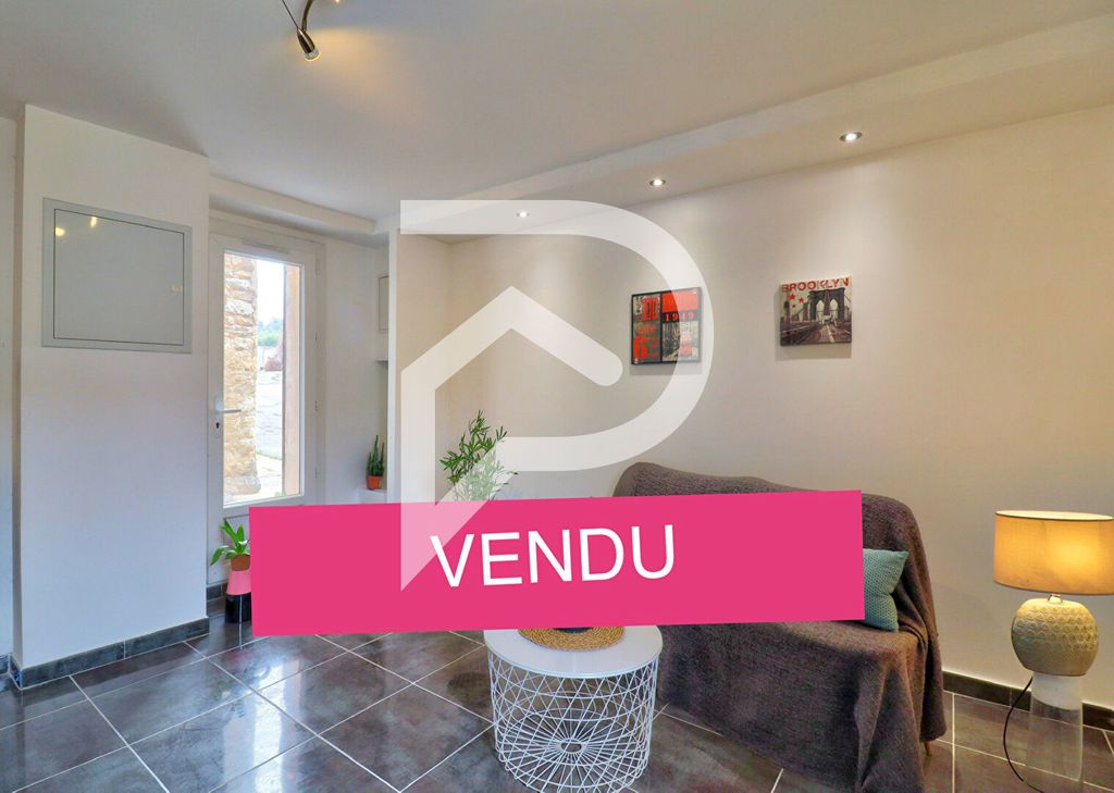 Achat maison à vendre 4 chambres 80 m² - La Bastide-des-Jourdans