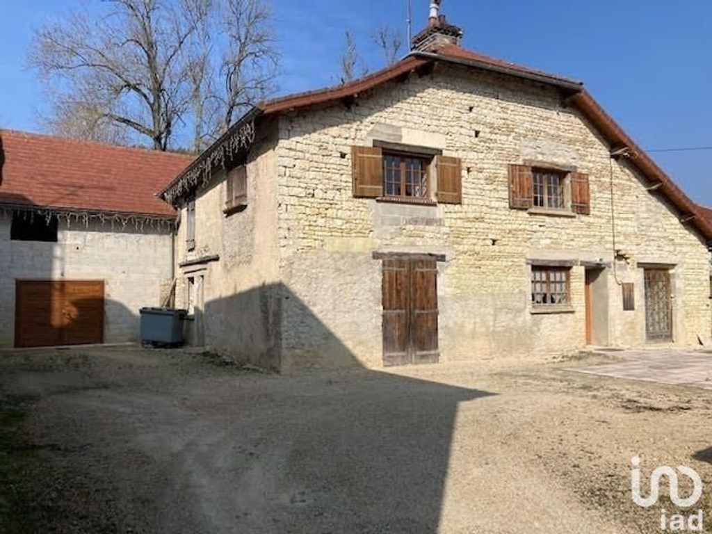 Achat maison à vendre 3 chambres 132 m² - Viviers-sur-Artaut