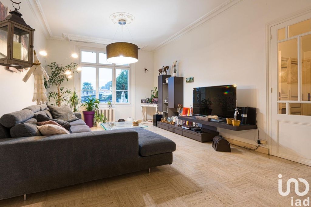 Achat maison à vendre 6 chambres 170 m² - Le May-sur-Èvre