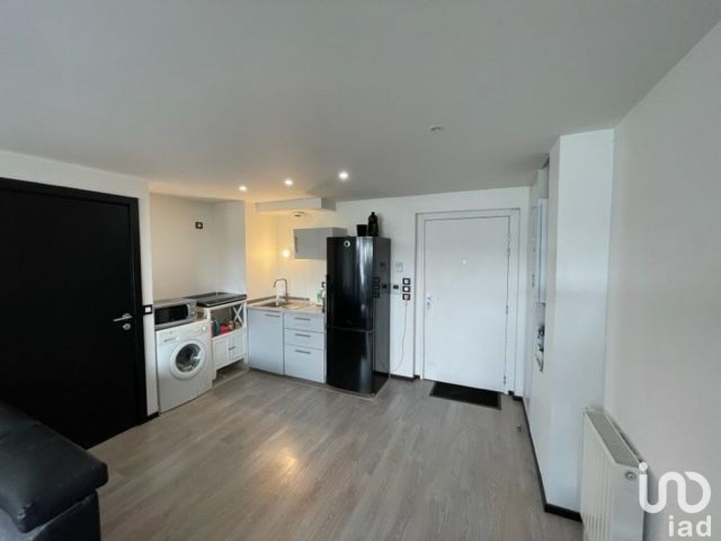 Achat appartement à vendre 2 pièces 47 m² - Romainville