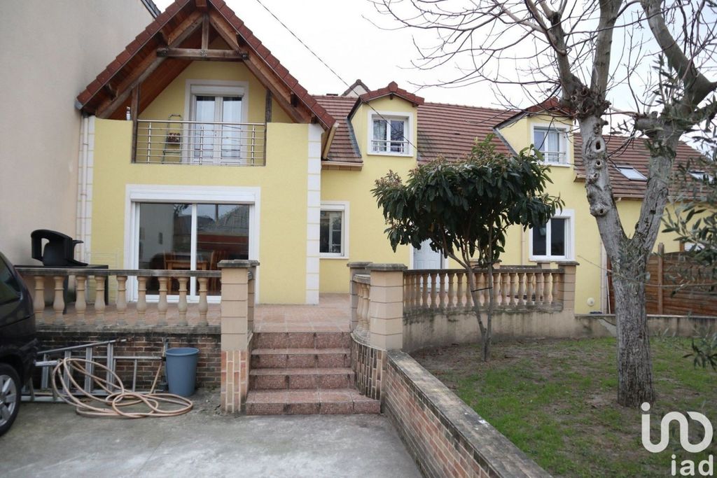 Achat maison à vendre 4 chambres 125 m² - Argenteuil