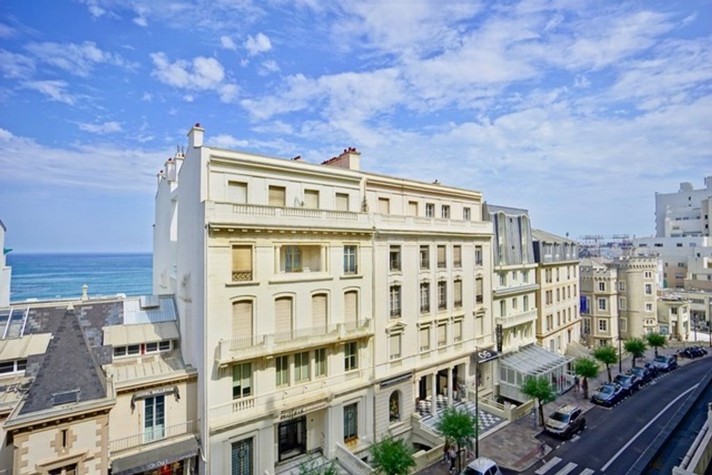 Achat appartement à vendre 3 pièces 89 m² - Biarritz