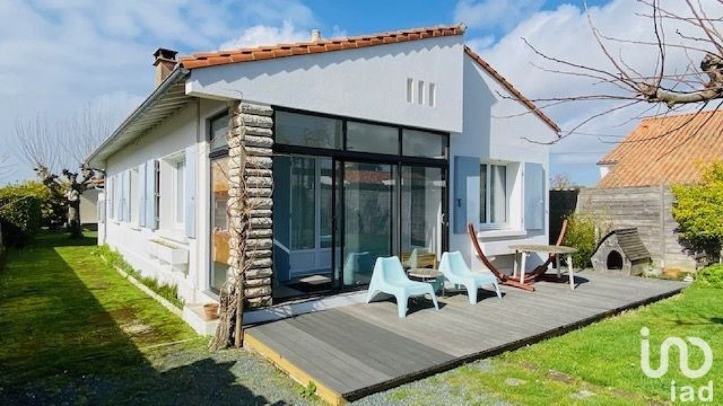 Achat maison à vendre 3 chambres 123 m² - Vaux-sur-Mer