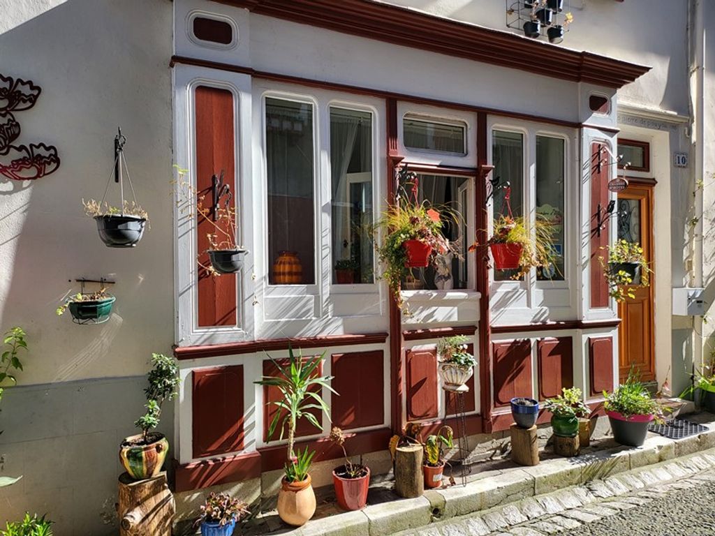 Achat maison à vendre 3 chambres 160 m² - Salies-de-Béarn