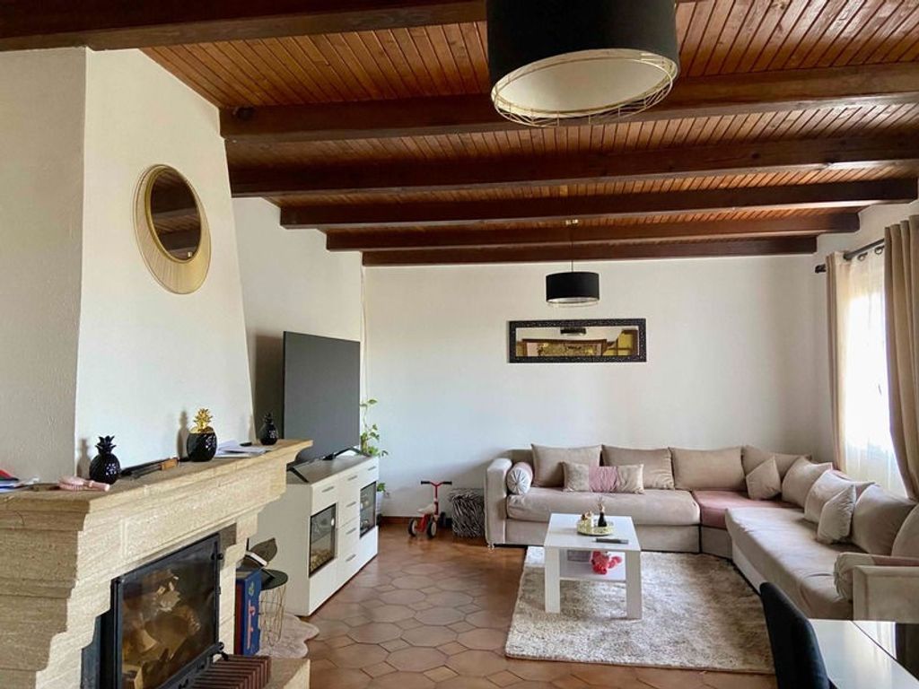 Achat appartement à vendre 4 pièces 107 m² - Castellare-di-Casinca