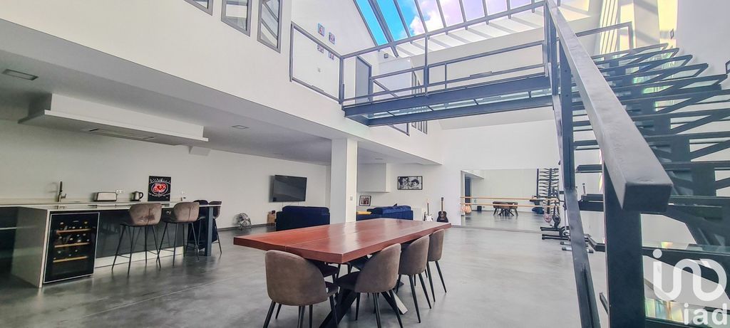 Achat loft à vendre 6 pièces 244 m² - Saint-Maur-des-Fossés